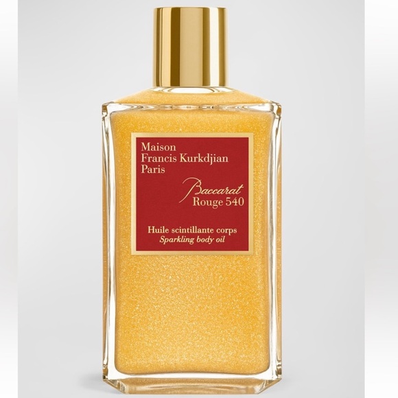 Baccarat Other - ✨New Baccarat Sparkly Oil✨